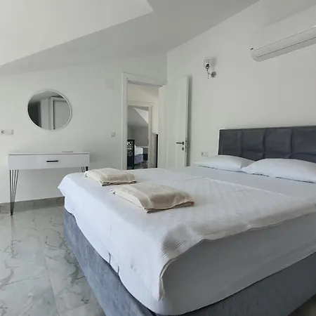 Villa Svarti Dalyan